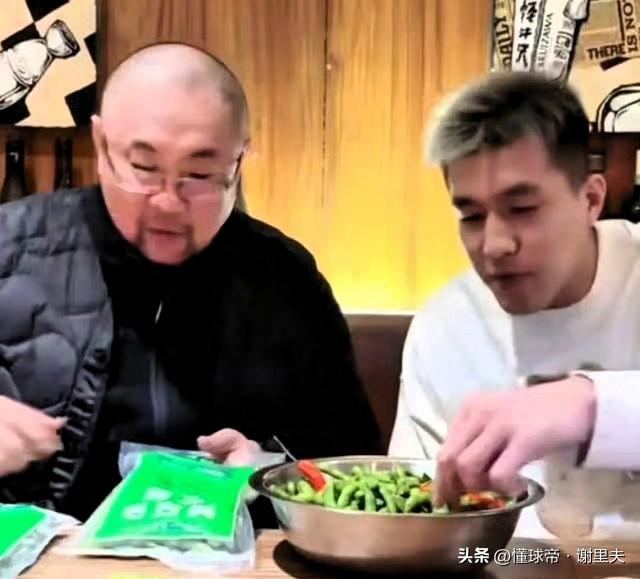 恕我直言！郭艾伦假如把伤养好，辽宁队可以给他办个退役仪式，
但要辽篮给兜底合同，