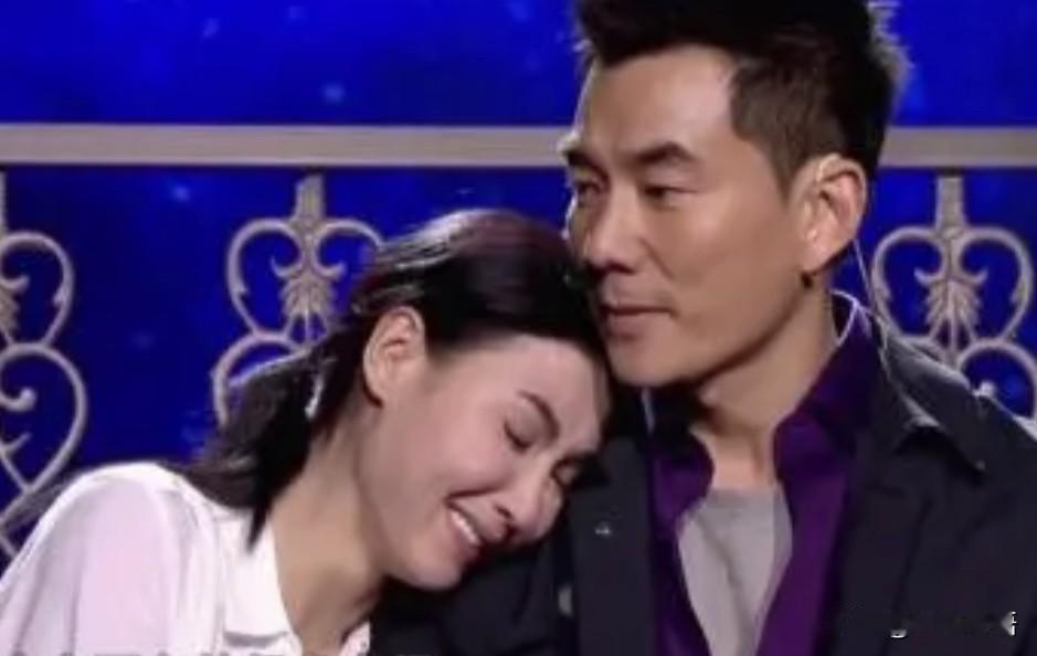 为什么张柏芝每次见到任贤齐的出现都会泪流满面？他们到底是怎么啦？

大家都是明星
