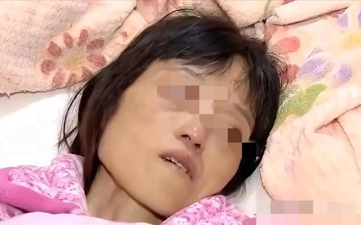 泪目了！湖南一单亲妈妈身患癌症，临终前打算将11岁和8岁的儿子托付给亲戚，让人心