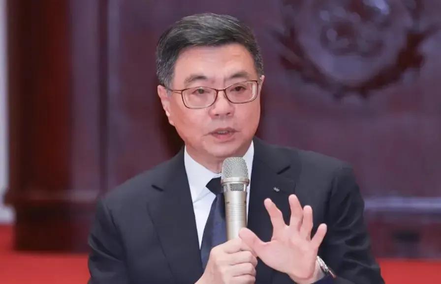 台湾该清醒一下头脑了，连澳大利亚都转向大陆了，那么台湾还有什么资格跟大陆对抗？还