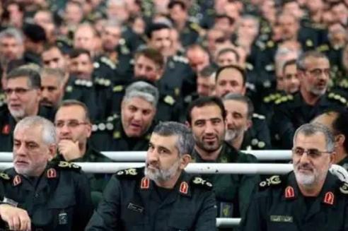 伊朗高层简直太笨了，竟然相信了美国，中了美国的计谋，美国故意设了一个局，让伊朗高