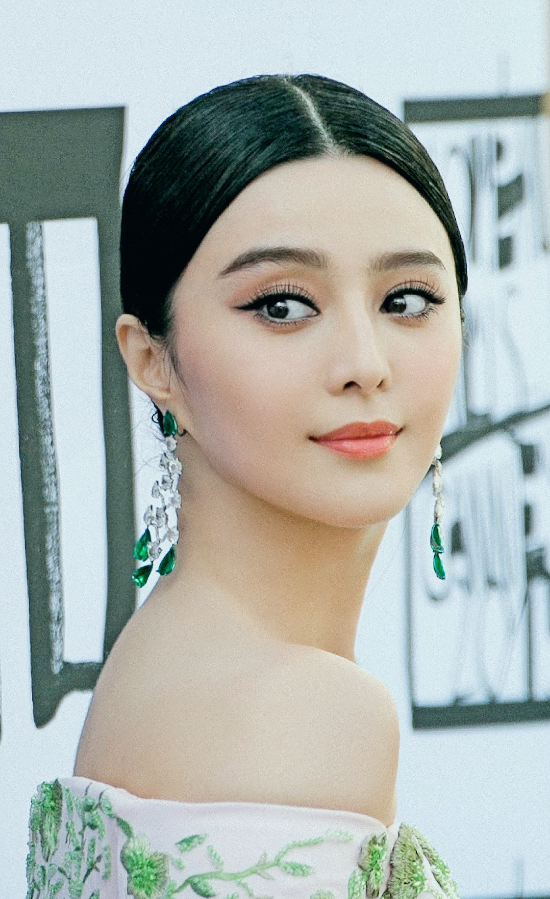 Fan bingbing 活着的花，有一万种开法。 