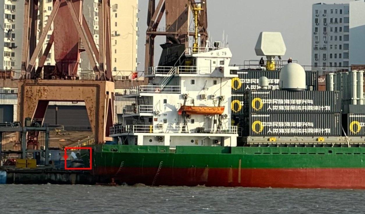 076舰隐藏双旦福利2款无人机模型被网友发现～看来四川舰第三次海试极有可带携带多