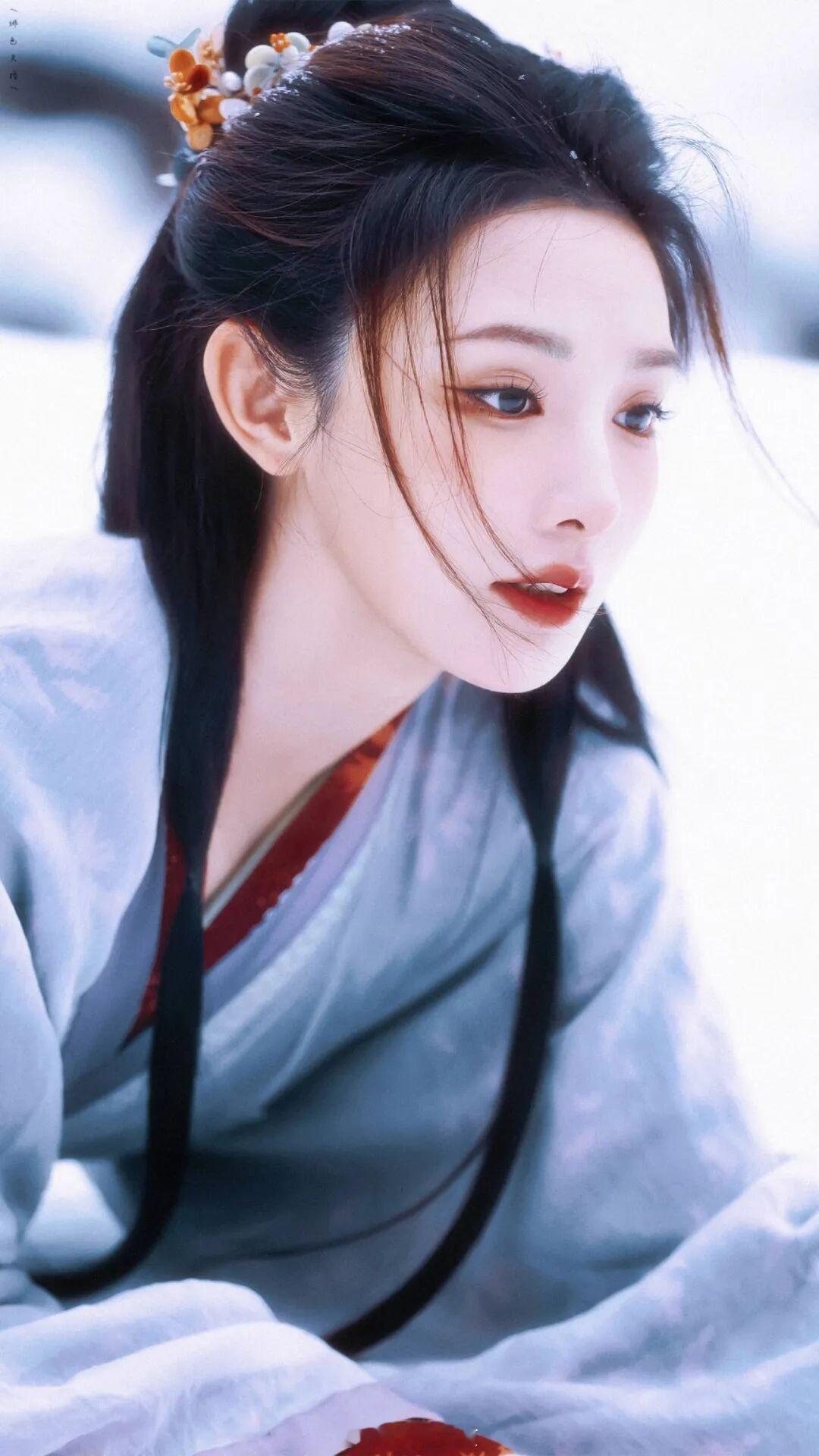 彭小苒 祝你天天加班网友是不是太过度解读了？彭小苒和粉丝一直是相互说着反话来着，