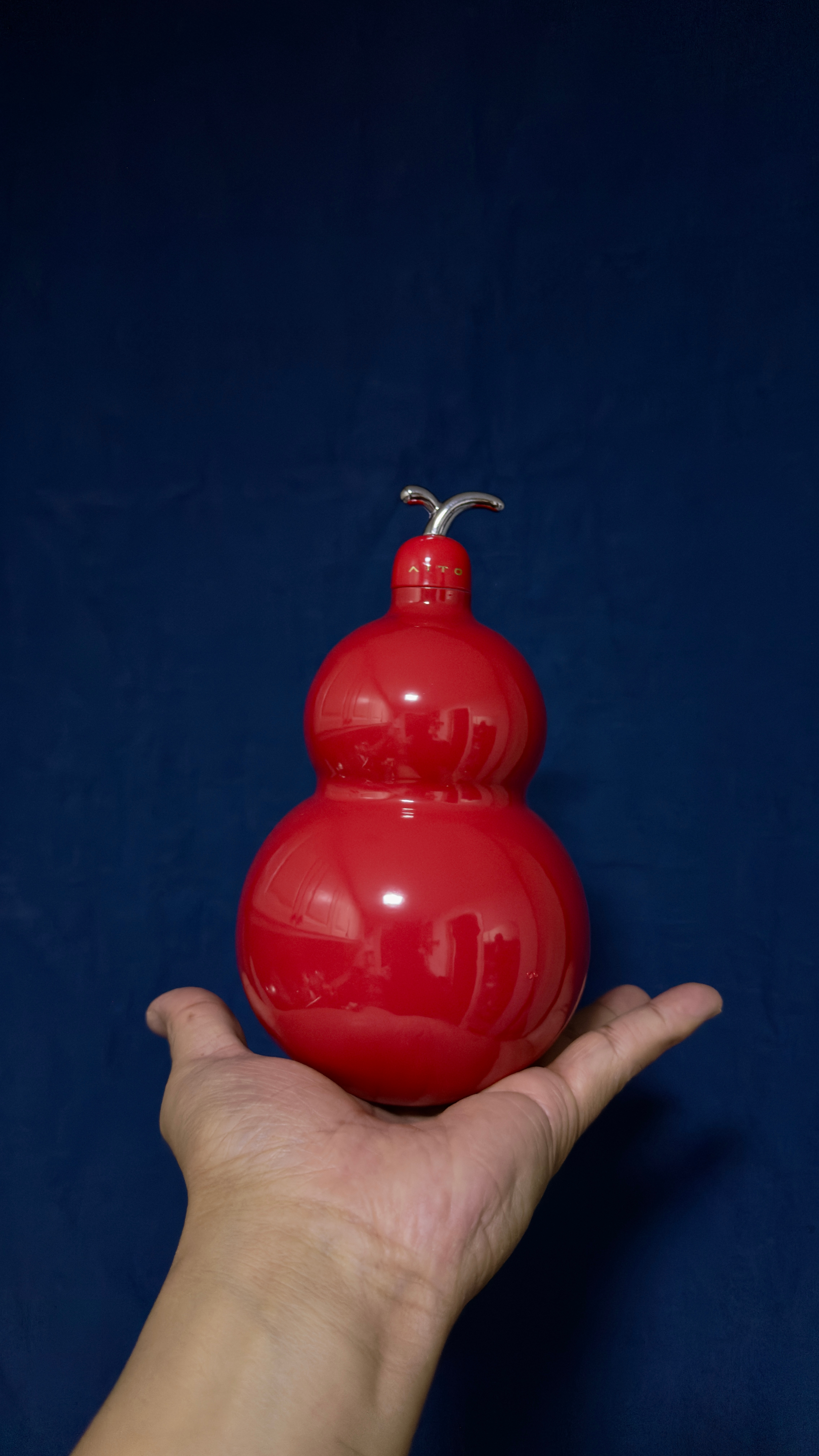 问界这个水壶可太有意思，太喜庆啦那就送给我妈她老人家当新年礼物吧大v聊车问界