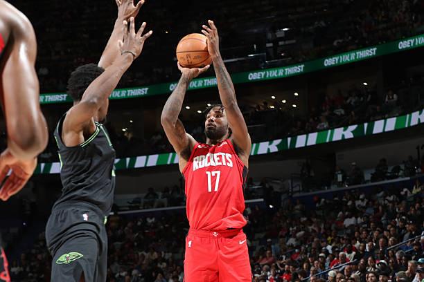 火箭这几场的最大利好消息是伊森回暖了，他在对阵灰熊和鹈鹕的两场比赛中都打出了还算