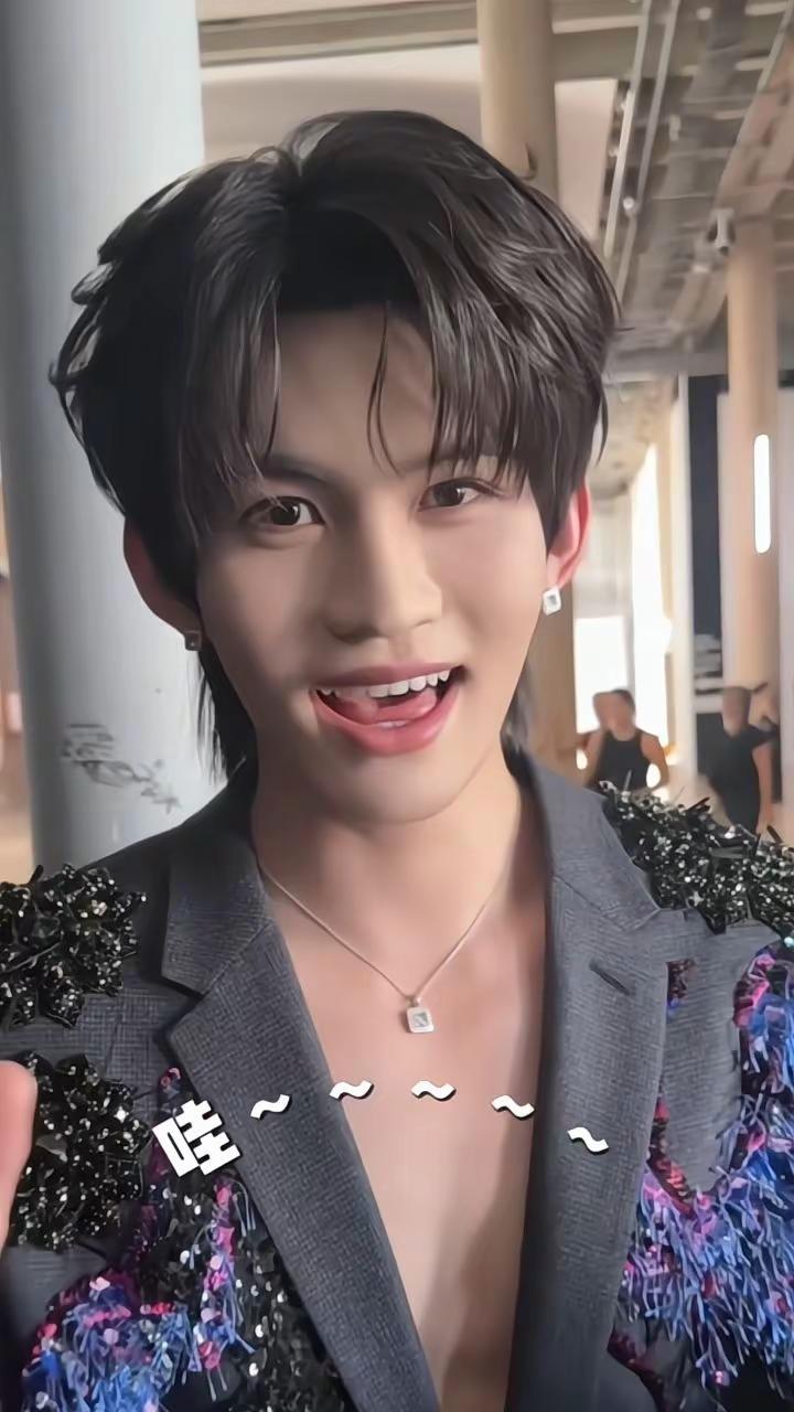 @云旗Yunqi 反差感拉满！云旗嘴上说别人，源头原来是自己云旗