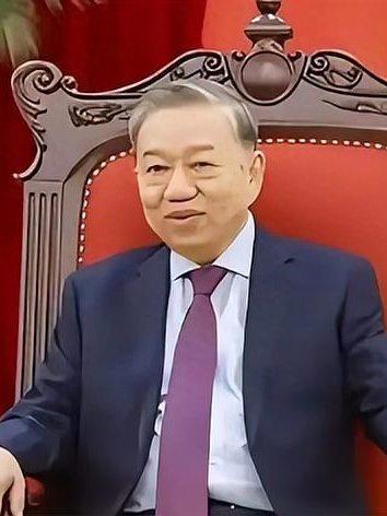 越南示好合作、法国返还文物，尽显中国实力与国际大势
 
近期国际上两件大事接连发