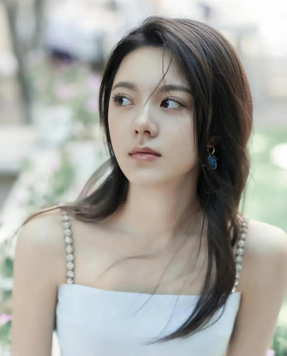 嘿，亲爱的朋友们，你们准备好迎接一场视觉与心灵的盛宴了吗？赵今麦和张凌赫这对超高