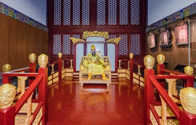 朱元璋是暴君？很多人只看到他“杀功臣”，没看懂他为何越来越狠