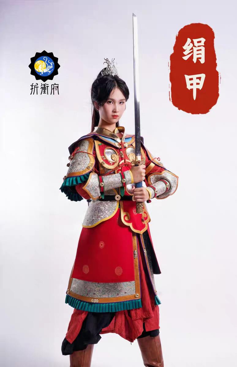 绢甲。唐十三甲之绢甲，参考唐天王佣进行设计，全重约十斤左右国风正当红