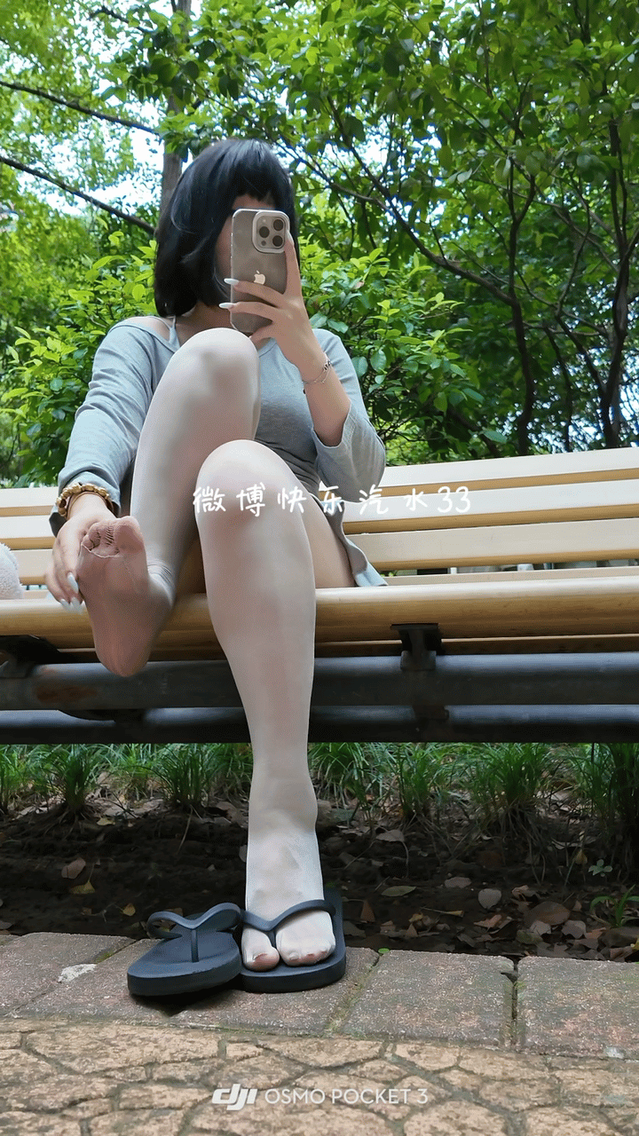 抽奖喽 8.18中午12点开奖 铁粉及以上点赞就行   抽奖详情