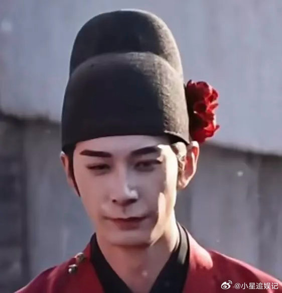 看来陈星旭和李承鄞之后别演落地古装是对的…… 