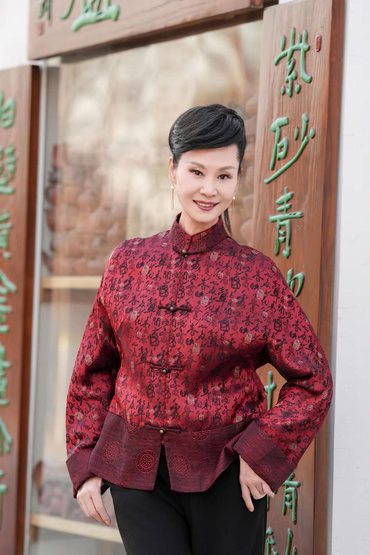 于文华 外景拍摄 中华全家福