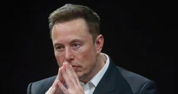 马斯克 终于累了，他曾明确表示：要找一个安全的国家，不会被袭击的国家，然后夜晚可