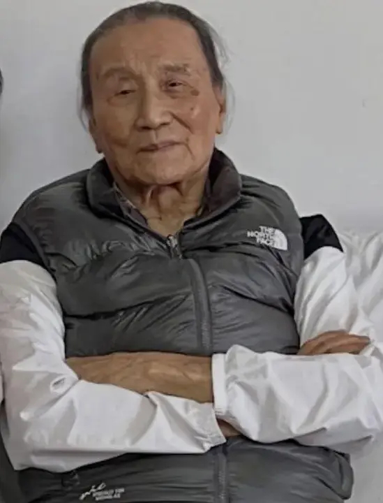 谢贤在香港豪宅 最后的时光 一年前已开始不认得人 