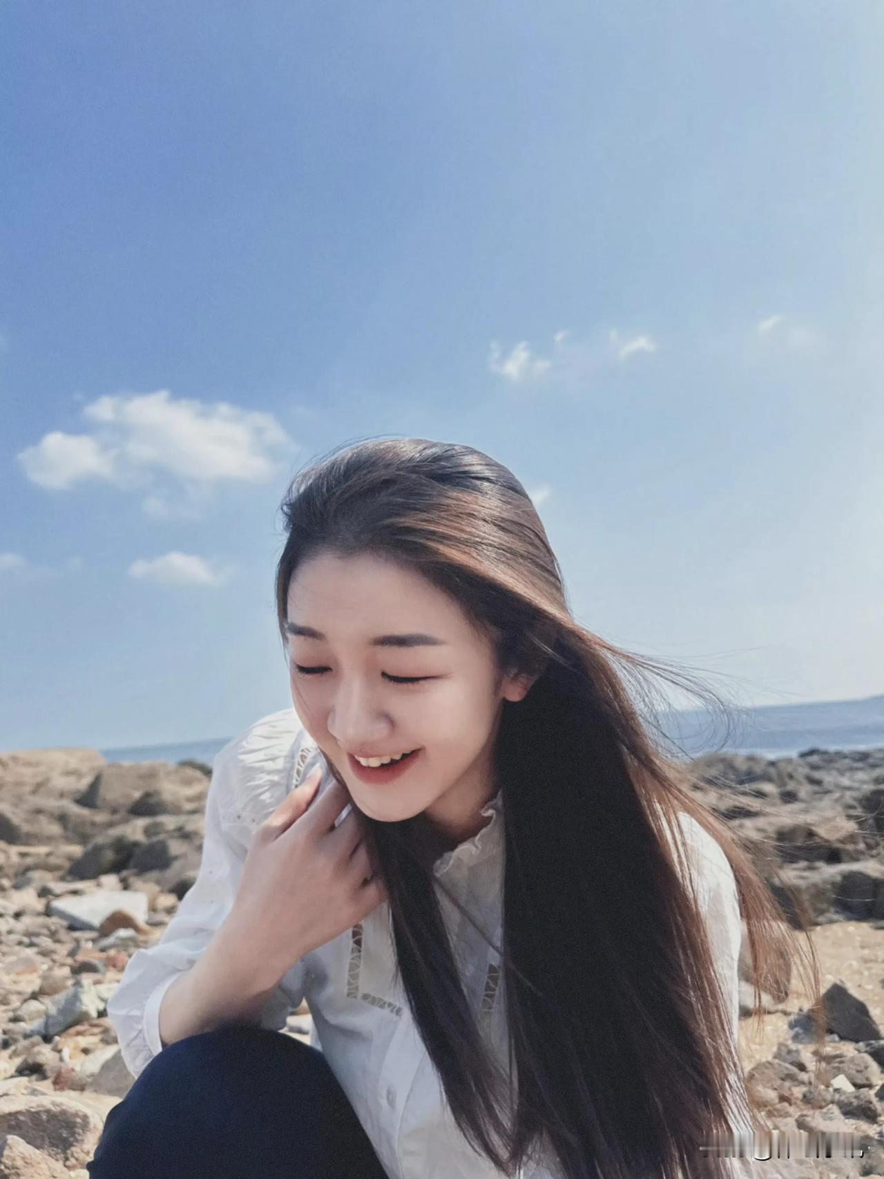 万万没想到，奥运卫冕冠军，陈梦，是一个超级美女，平时在乒乓球赛场上，只看到了她的