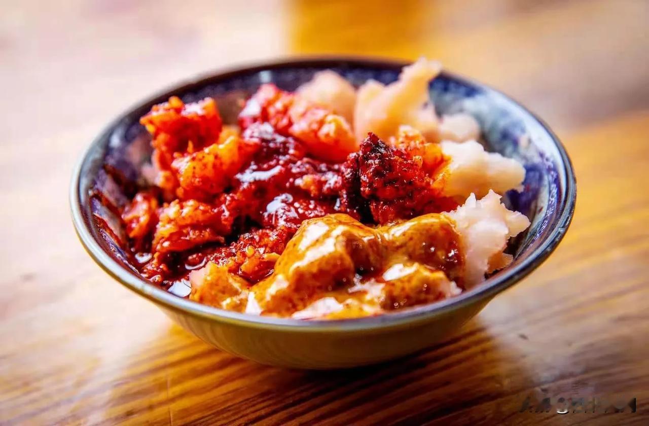 来天水比吃的美食


来天水比吃了美食，凉皮，呱呱，但是好多人为了生活，奔波在外