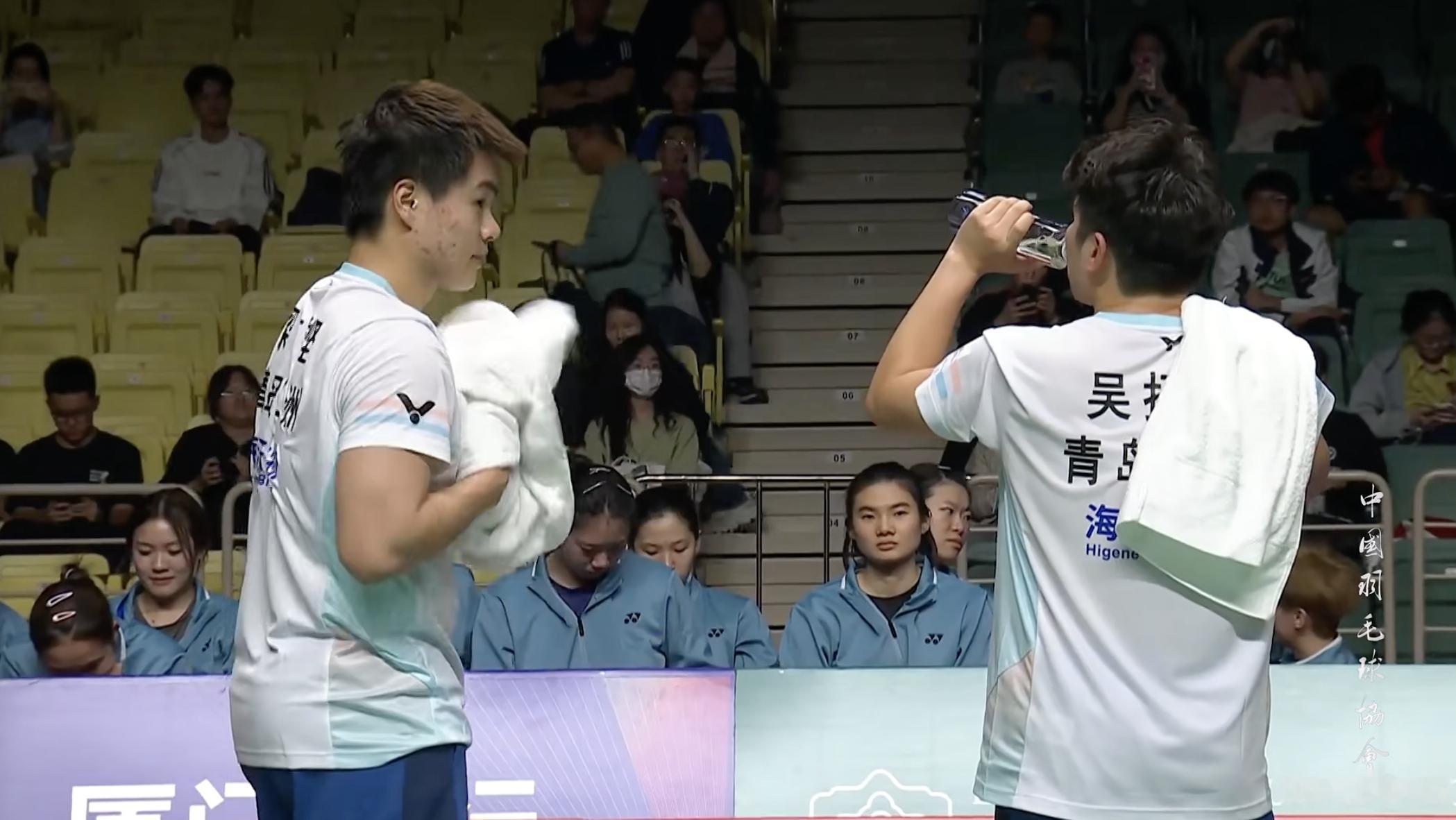 何济霆/林祥毅 15-13 梁伟铿/吴拓斌羽超联赛