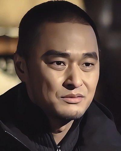 北京协和医学博士冯唐再次语出惊人，他说：“退休后，越老越发现，人生第一件要紧事，