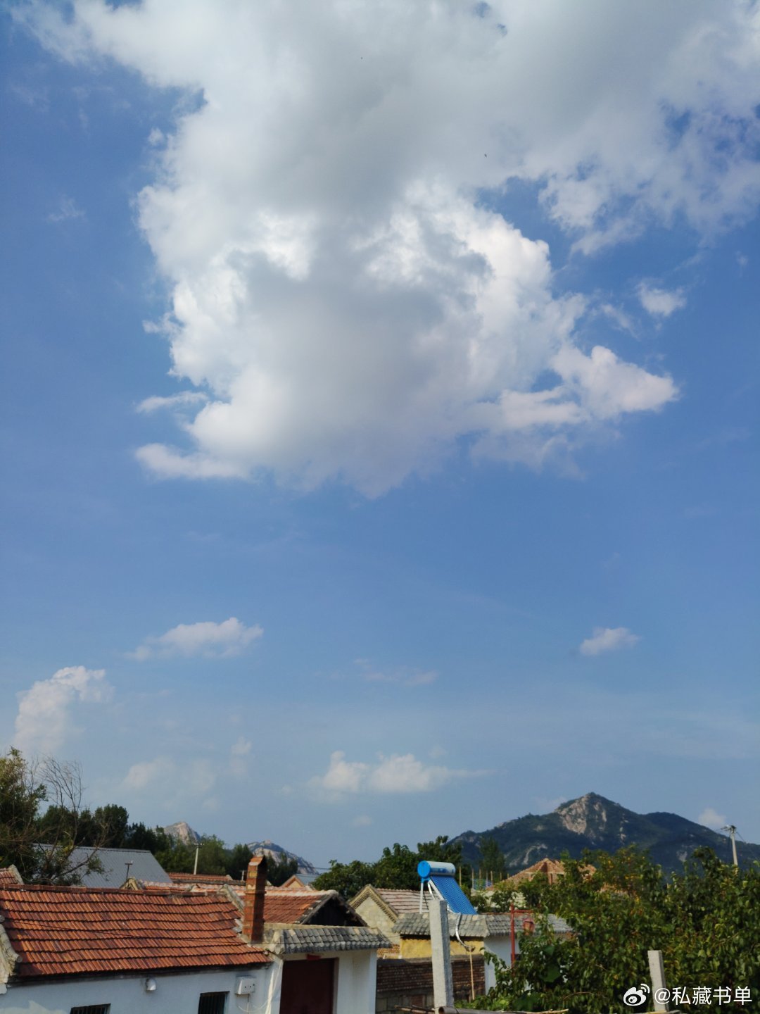 山中一日闲 
