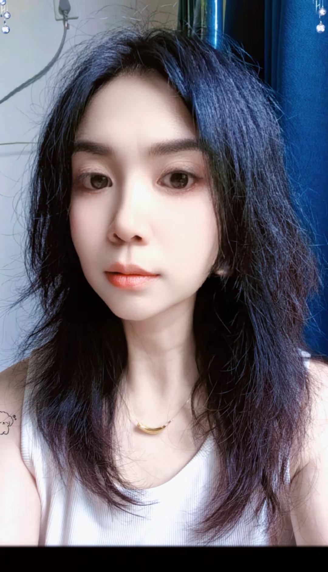 没有永远的朋友，没有永远的相聚，不管是亲戚，朋友还是爰情，都是节段性的陪伴和相聚