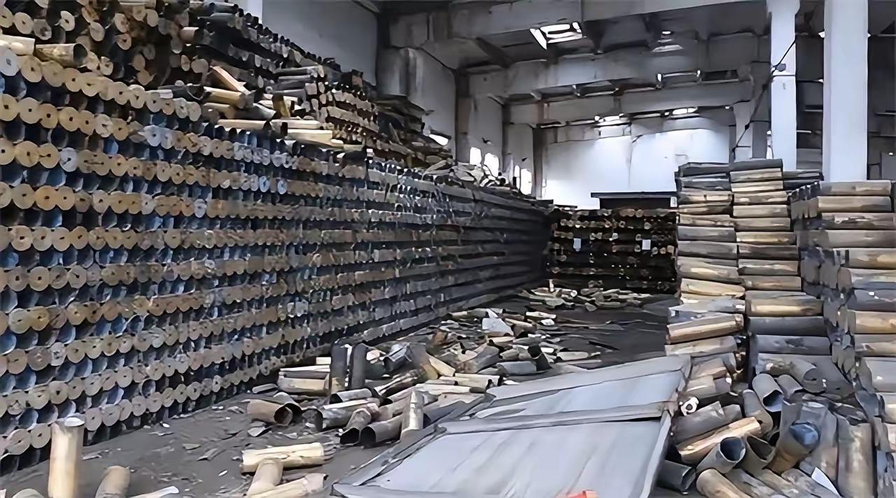 俄查获一批武器发现北约操盘不一般，除了北约、日韩、还有大量隐藏力量暗中援助乌克兰