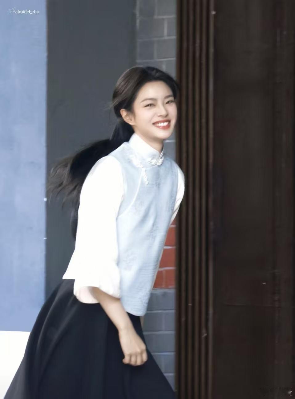 徐若晗 镜头美学 徐若晗的镜头表现力绝了！从《夏花》到《玉簟秋》，角色风格切换自