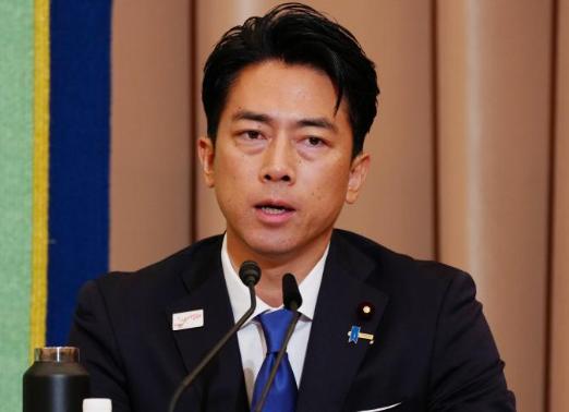 高市刚凉，两大狠角就抢班夺权，结局太讽刺。高市早苗还没下台，日本首相的接班大戏就