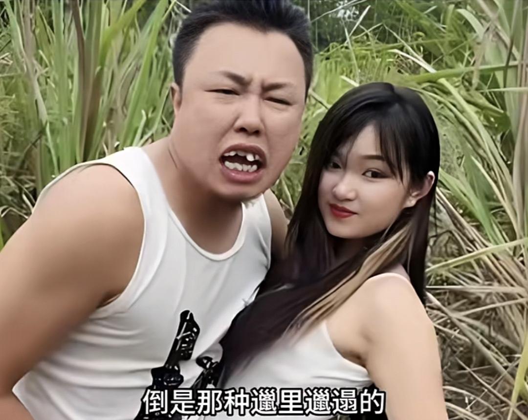 不知你是否察觉
有些男人格外爱干净
注重打扮且讲究卫生
对待感情似乎也极为专一