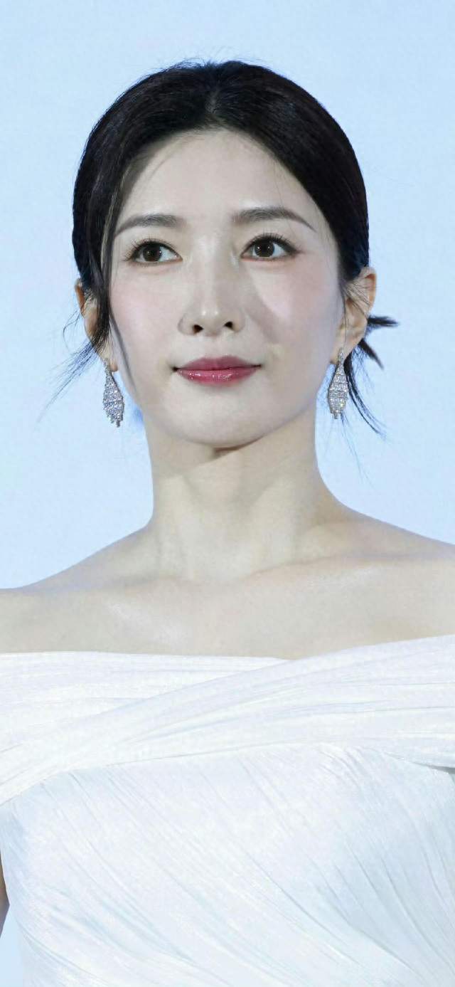 明星活动生图分享（江疏影）