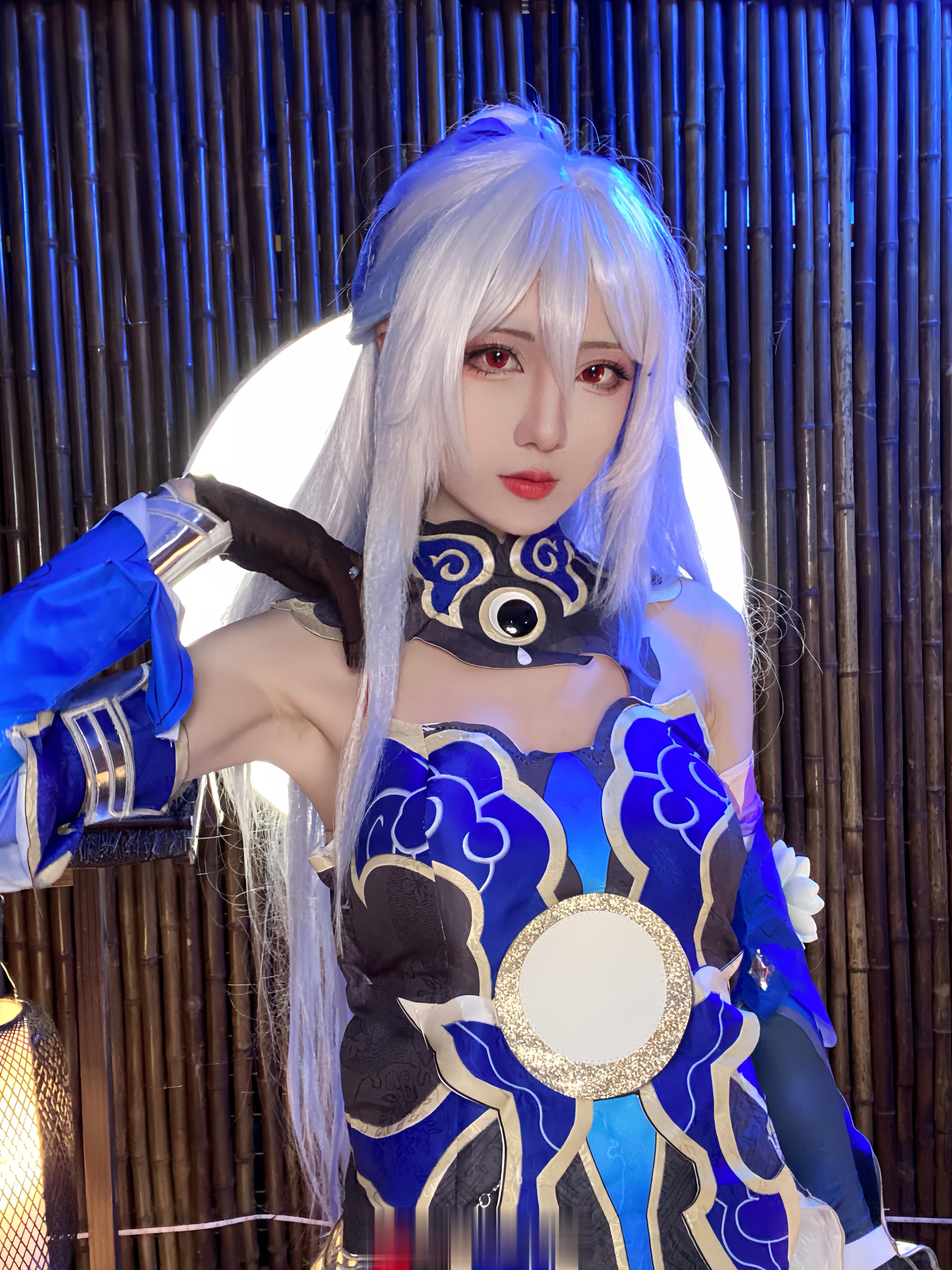 #崩坏星穹铁道[超话]# 6号晚上拍的镜流！[加油][加油][加油]看看这个特种