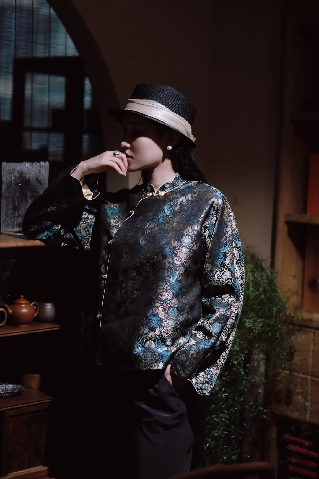 永远相信上久楷的审美—-螺钿蕉叶宋锦外套