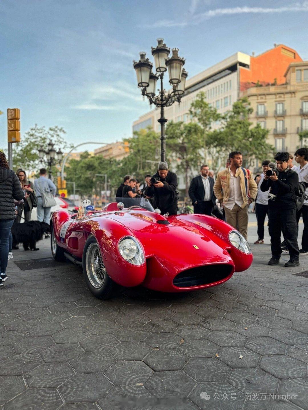 经典老车 法拉利250 Testa Rossa1957年的勒芒24小时耐力赛，对