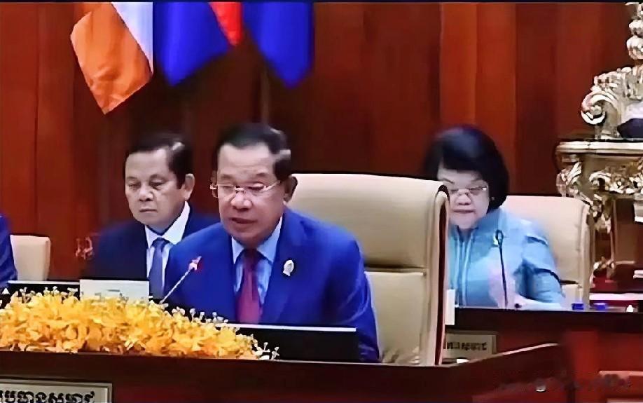 1月7日晚上的最新消息，速报，全都不容错过，第八条：洪森发文感谢中美及东盟斡旋柬