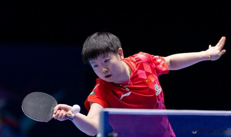 中国乒乓球女队强势晋级16强。
小组赛三战三胜，全胜、未丢一局，全部3–0，小组
