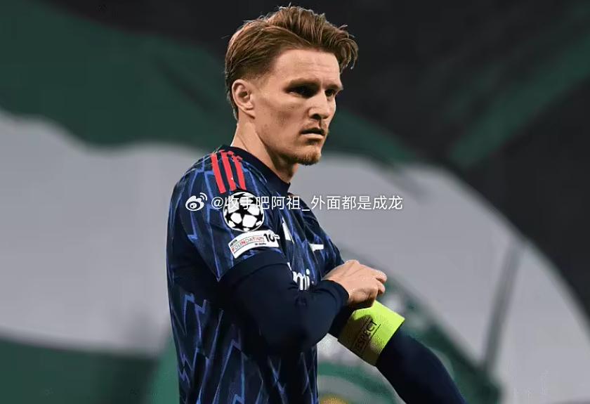 今晚19点30分，英超第32轮，阿森纳将坐镇主场迎战伯恩茅斯。阿森纳队长厄德高撰