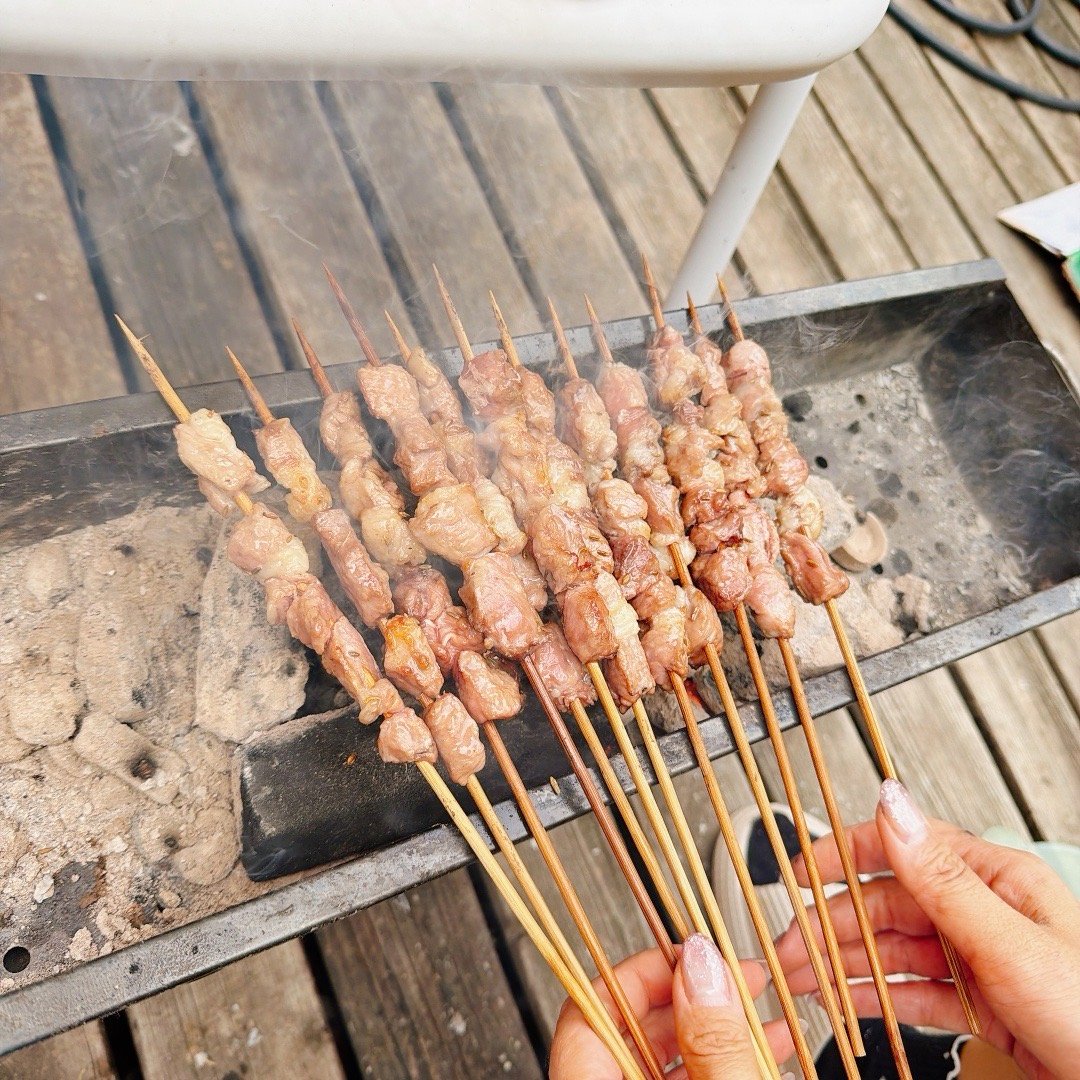 大家看看咱这BBQ的水平，有没有达到古希腊掌管烧烤的神的档次？ 