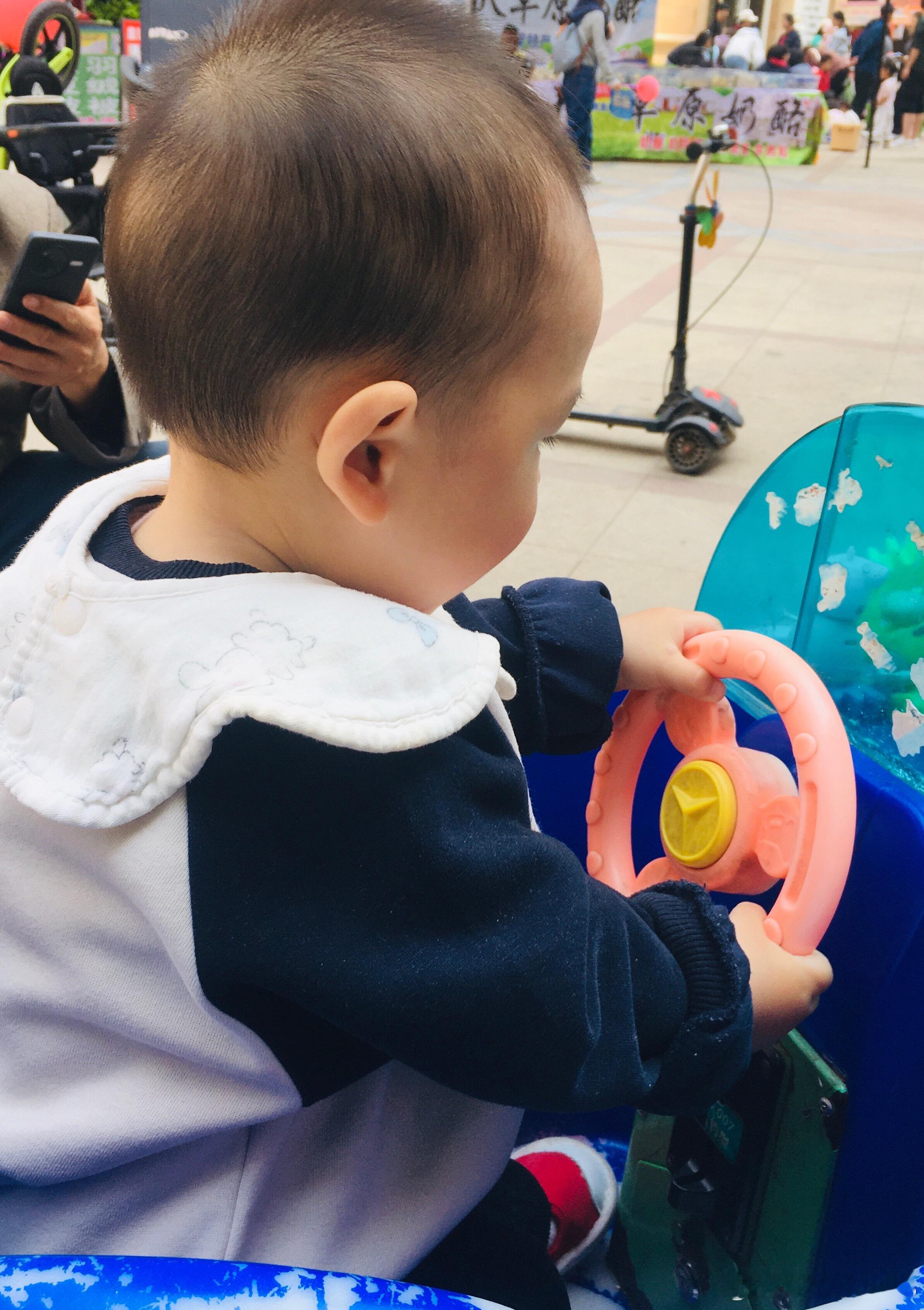 2026育儿带着10个月的胖娃娃户外，上午2个多小时，下午3个多小时，晚上刚回来