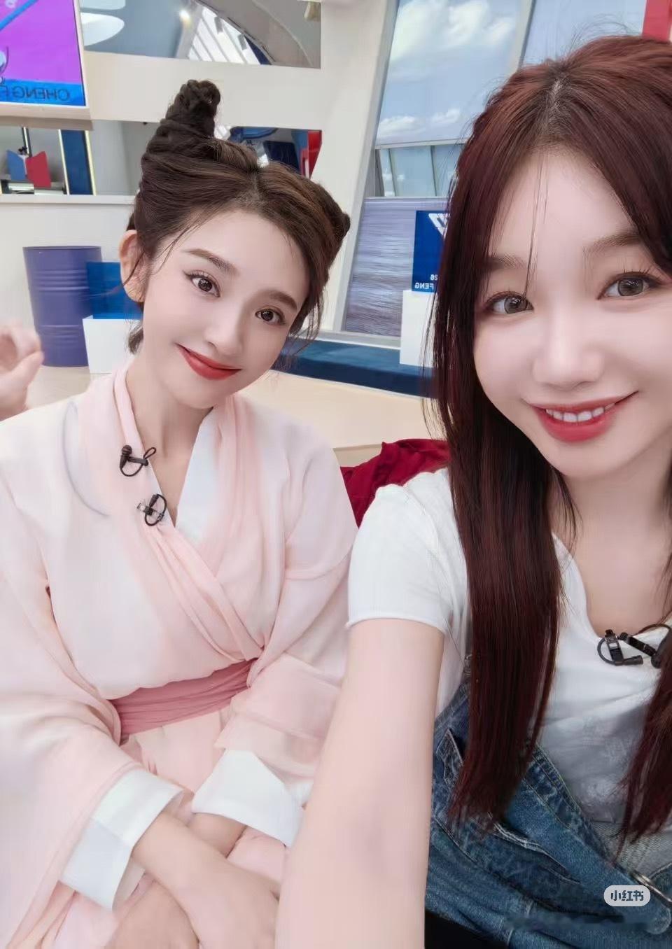 火箭少女101 xmj徐梦洁美得好高清 徐梦洁乘风2026 @ 唐艺昕 更新合照