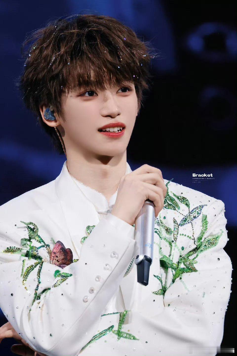 梓渝演唱会站姐出图  游点意思演唱会，期待2026再次舞台见面