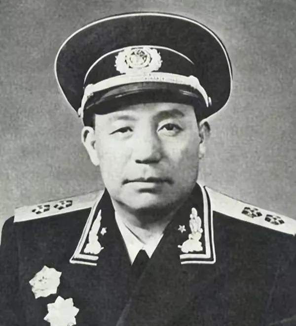 60年代中国海军三大舰队司令，人称南瘸子、北拐子、一只虎，他们的真实身份分别是谁