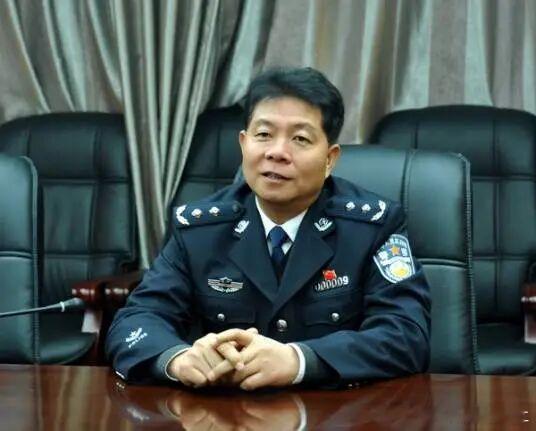 云南警官学院党委原书记胡水旺涉嫌严重违纪违法，主动投案，目前正接受云南省纪委监委