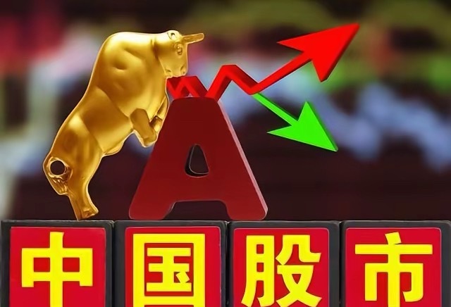 明天反弹继续！今天市场再次收出小阳，大消费午后走强，板块多数上涨，唯一不足的就是