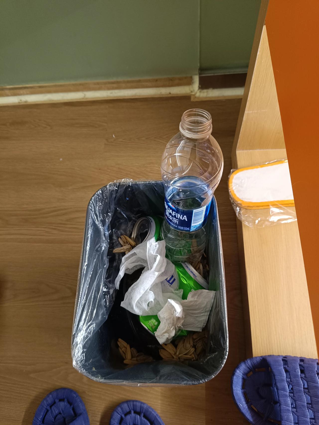 大龄男没结婚，没有女朋友，真的好压抑啊，有些话不知道该给谁说，压力无处释放啊，自