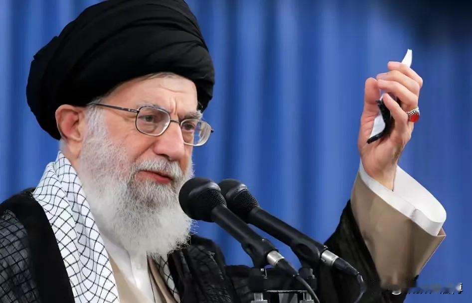 美国人估计怎么也想不通，牌都快出到王炸了，哈梅内伊似乎还能掏出一副新牌来打，硬气