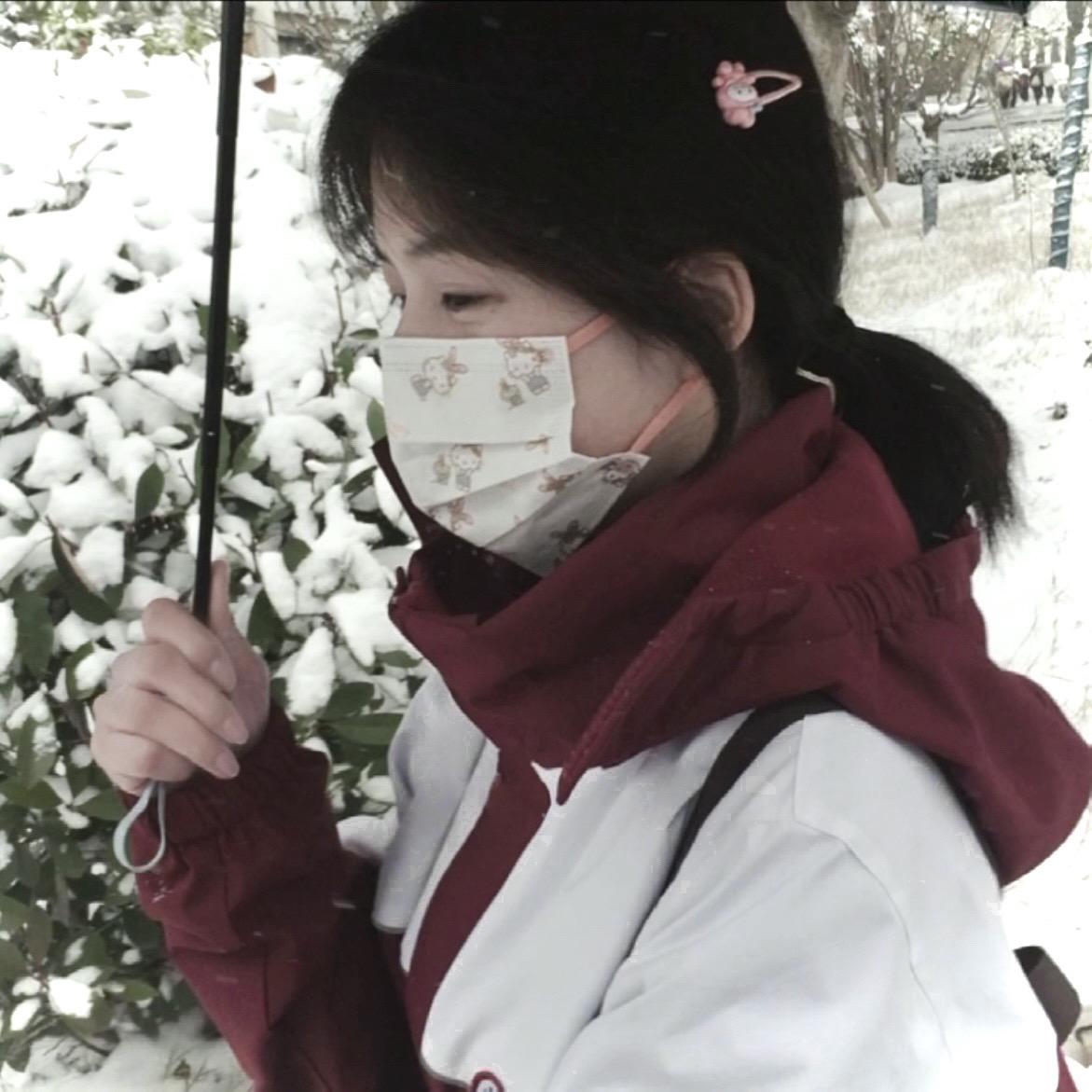 做了一个梦 梦见你在门口问我放学要不要一起走