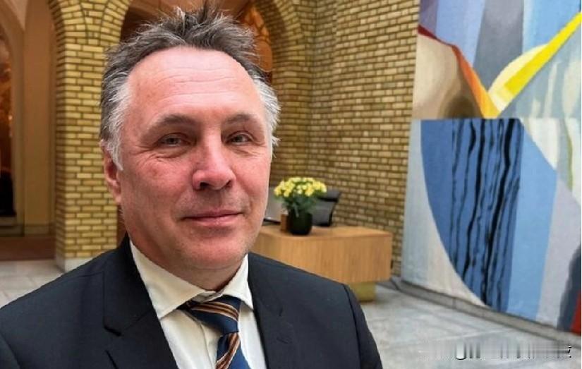 挪威国防部长表示，北约形势困难但最大的威胁仍然是俄罗斯。”。
路透奥斯陆1月21