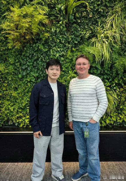 樊振东：我的排面，不止在球台之上✨从方寸球台到硅谷大厂，樊振东用实力诠释何为“全