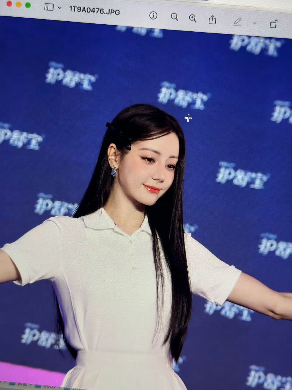 迪丽热巴功夫女足cos哪吒谁敢想这么萌的姐姐是已经拍完钰珑的姐